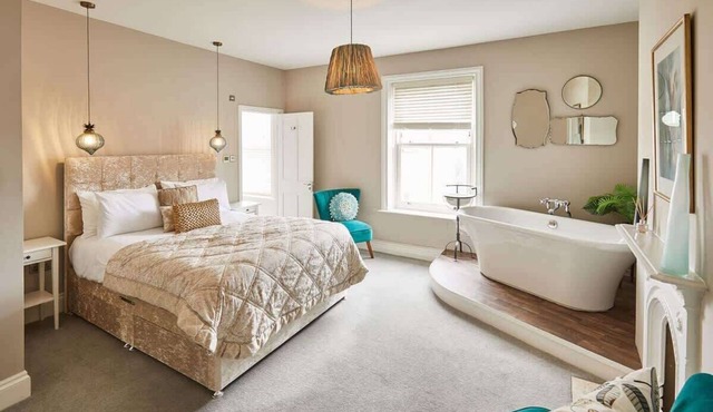 Host & Stay | One Mulgrave Place