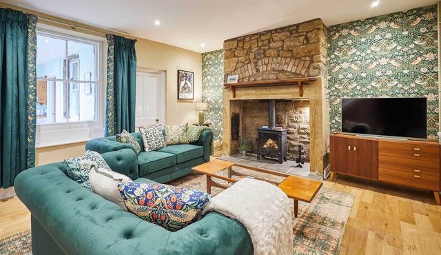 Host & Stay | Sonsy Cottage