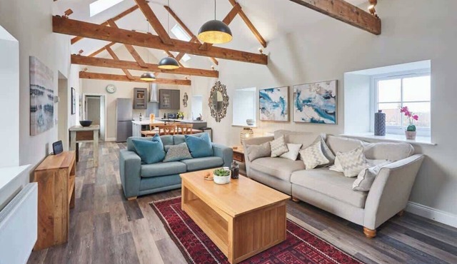 Host & Stay | The Loft