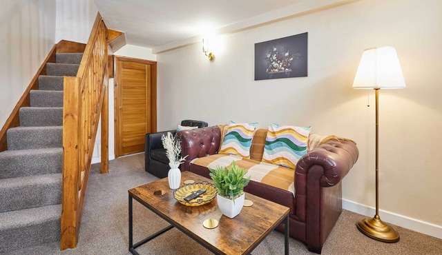 Host & Stay | The Annex