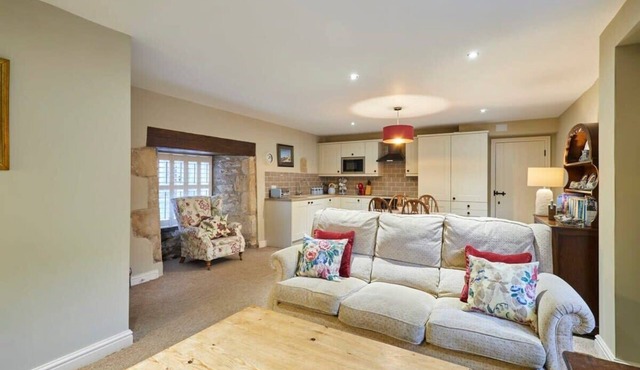 Host & Stay | The Byre