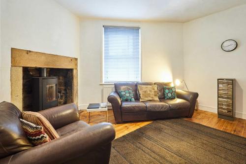 Host & Stay - The Reading Room