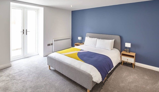 Host & Stay | The Royal Hideaway