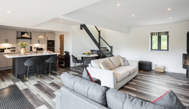 Host Stay The Stable