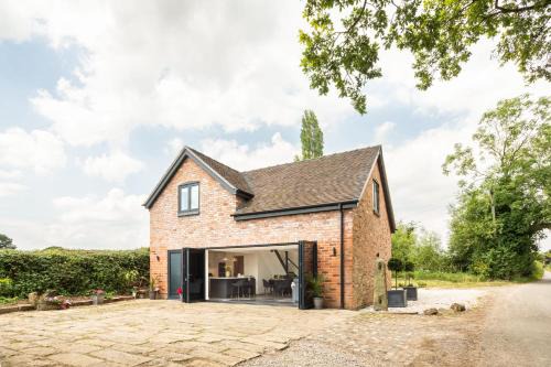 Host & Stay - The Stable