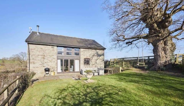 Host & Stay | Tregaer Mill Barn