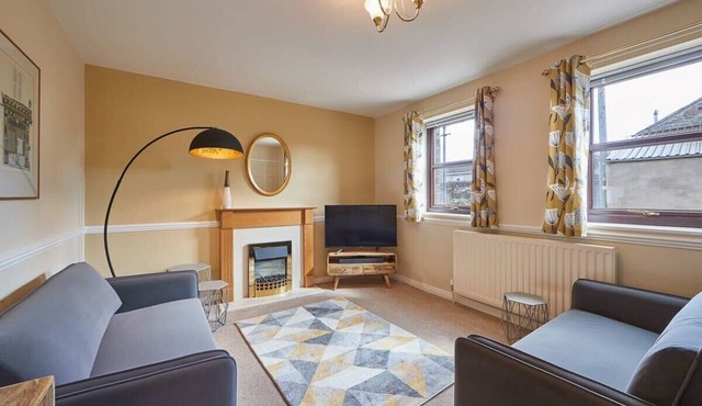 Host & Stay | Wood Street Cottage