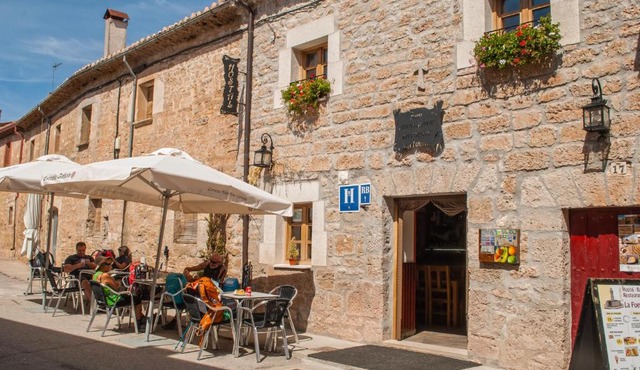 Hostal-Bar Restaurante "La Fuente"