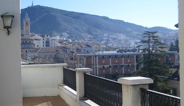 Hostal Canovas