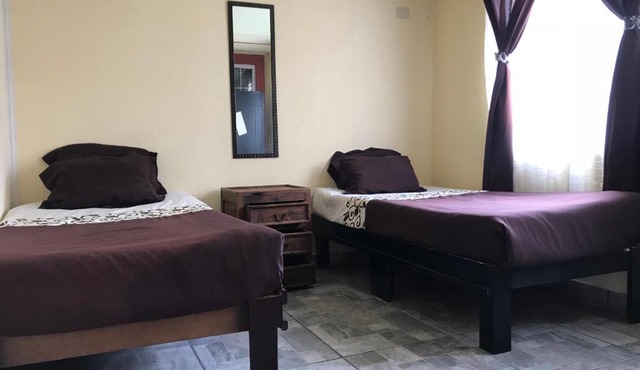Hostal Cerro Rojo