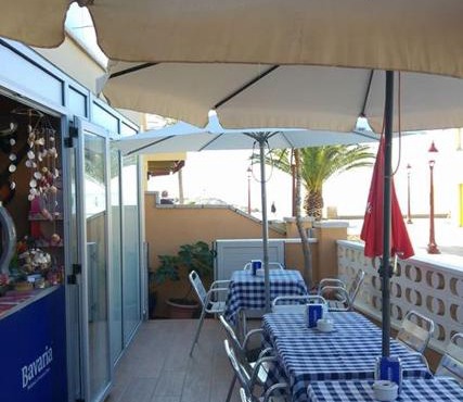 Hostal Cubelles