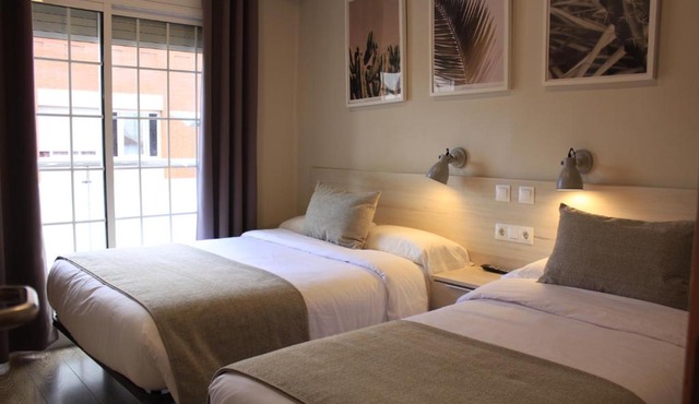 Hostal La Romànica