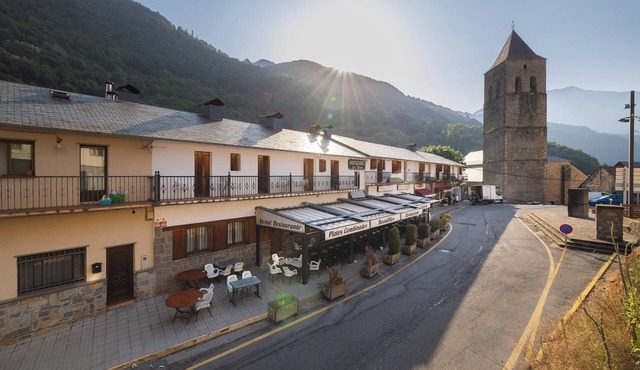 HOSTAL LOS VALLES