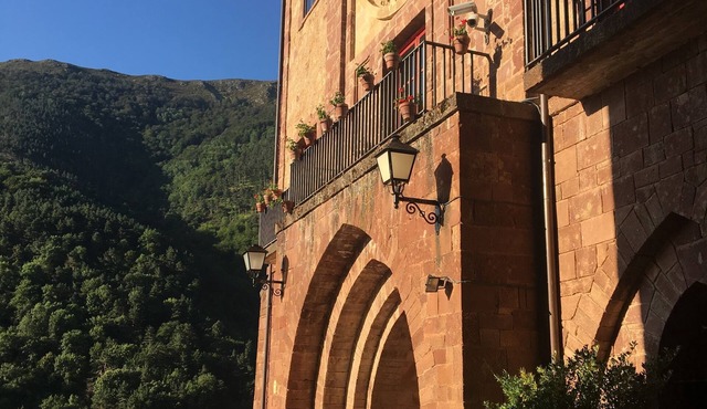 Hostal Monasterio de Valvanera