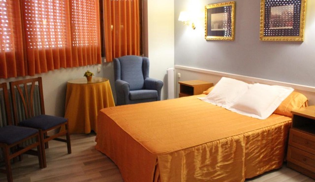 Hostal Montserrat