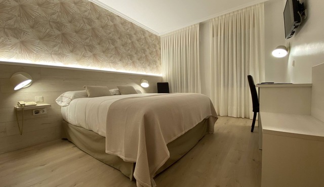 Hostal Paris
