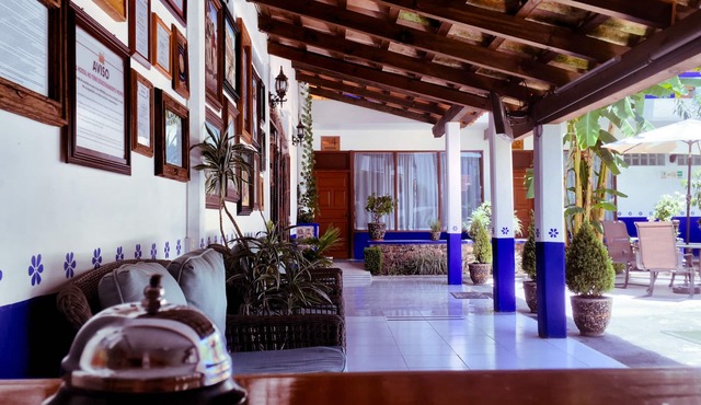 Hostal Plaza Central