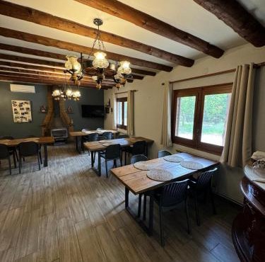 Hostal Restaurante de Montaña Pous de la neu