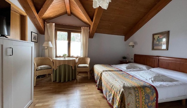 Hostal Rural Salazar