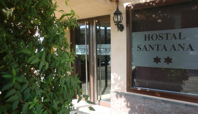 Hostal Santa Ana