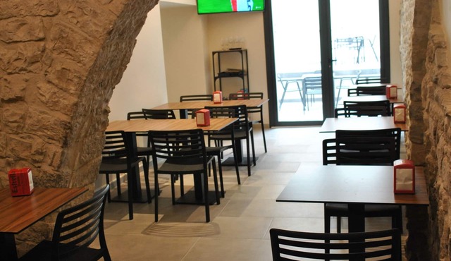 Hostal Universitat Cervera