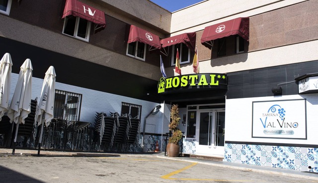 Hostal Valdepeñas by Bossh Hotels