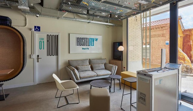 Hostelfly Madrid Airport
