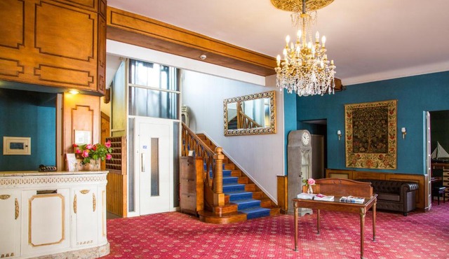 Hostellerie de La Roseraie