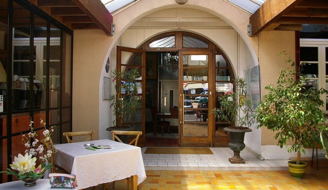 Hostellerie de la Roseraie