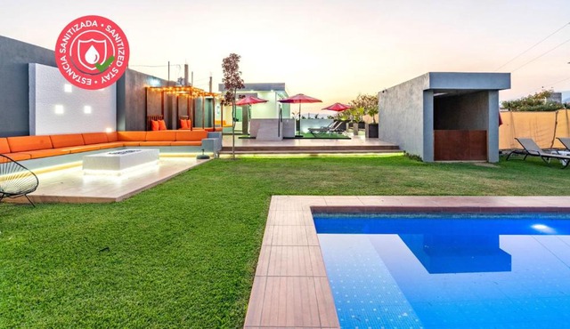 HostPal Studio Mirador
