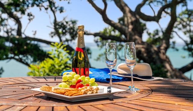 Hosts on the Coast Sunset Haven