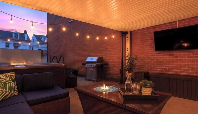 ★ HostWise Stays ★ Fire Pit Evenings, Hot Tub, Prime Location & Parking