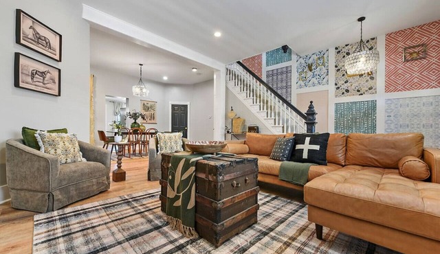 ★ HostWise Stays ★ Foxy home, off-street parking, new remodel!