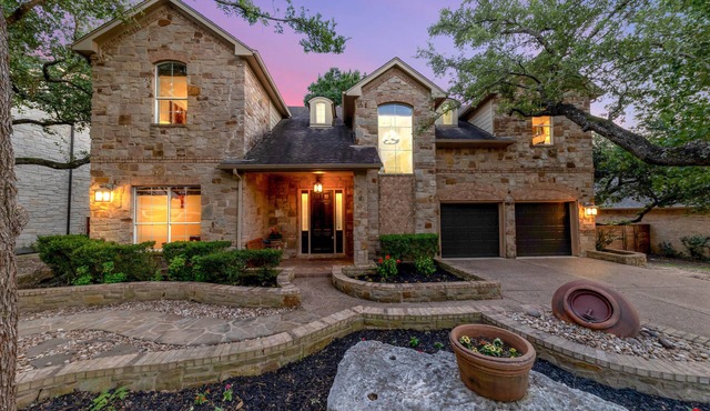 Hot Outdoor 8-personSpa, 5-bedroom house, Green belt
