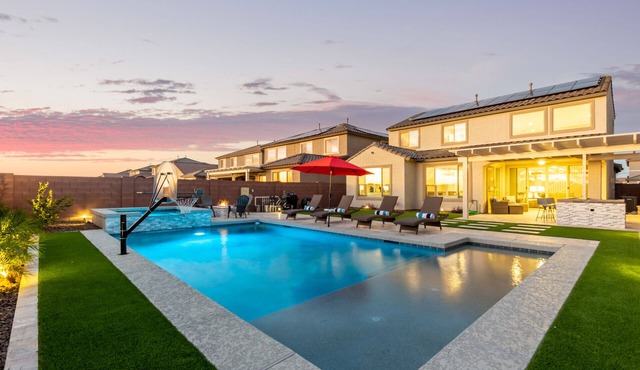 Hot Pool, Mountain Views, Nothin Gets Better Than This!