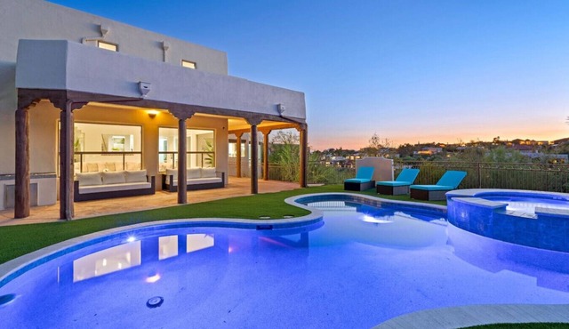 Hot Property/Family Friendly/Pool&Spa/Sleeps 14
