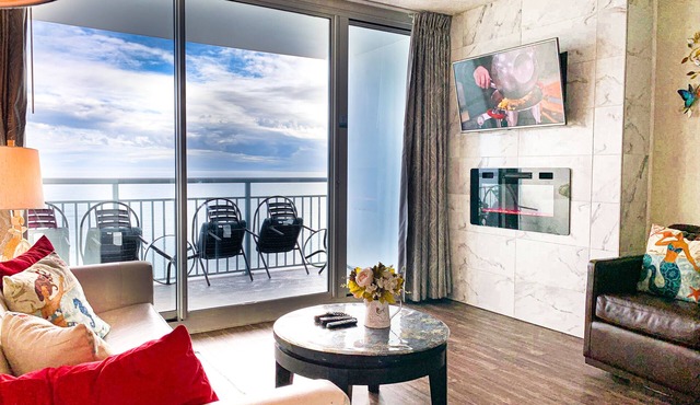 HOT SALE: 2026 Newly Renovated/Wake Up to Waves Lux Direct Oceanfront 1BR/Pools