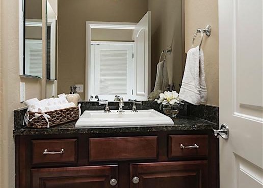 Hot Spot at Desert Ridge 2 BR by Casago
