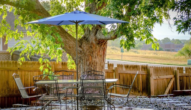 Hot Spot for Shopping, Dining, Business and Light Rail