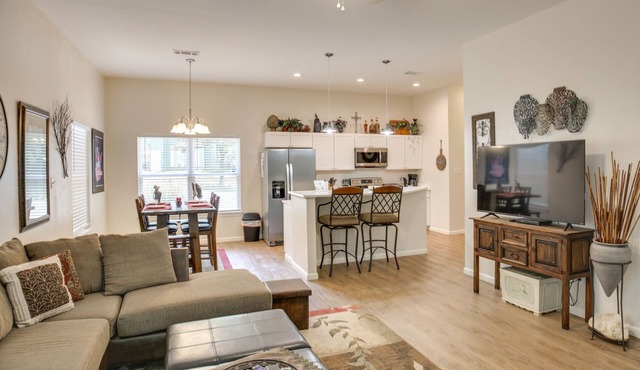 Hot Springs Village Townhome Near Hiking & Golf!