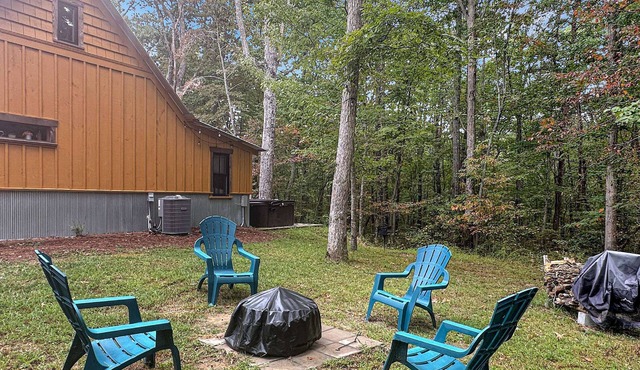 Hot Tub - 2BR + Loft Cabin - 2 mi to Cloudland