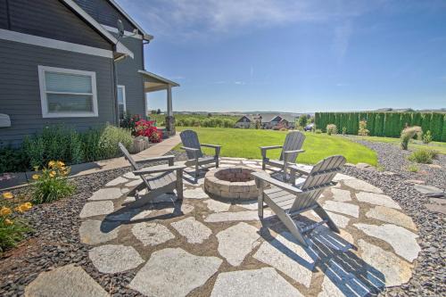 Hot Tub and Seasonal Pool Remarkable Yakima Getaway