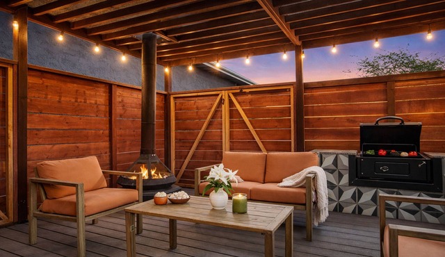 Hot Tub + BBQ Island + Private Yard Near Mission Bay | Glidden Glow