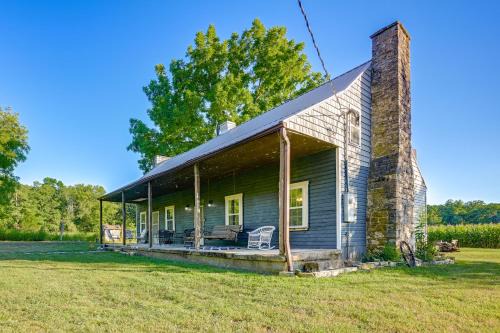Hot Tub & Creek Views: Secluded Perryville Cabin