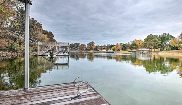 Hot Tub + Dock! Spacious Lakefront Retreat