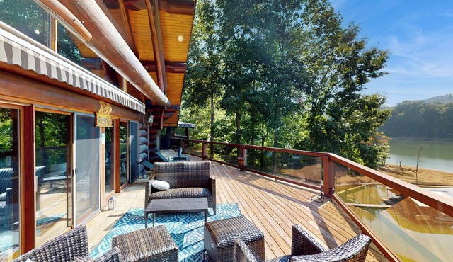Hot Tub + Dock! Waterfront Norris Lake Log Home