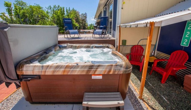 Hot Tub|Family Getaway |Near to Ski Resorts