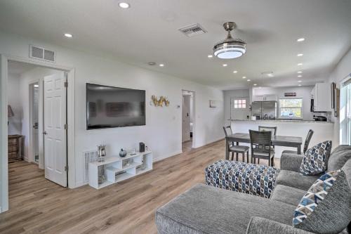 Hot Tub & Fenced Yard: Home in Sebring