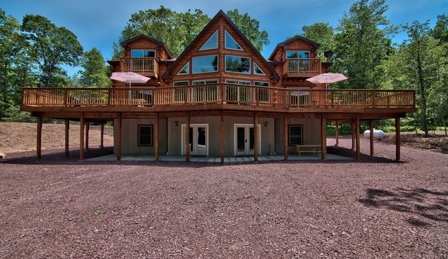 Hot Tub Fire Pit/AC BSK CT 6000 Sq Ft Private WIFI FREE Tesla EV Charger/WIFI