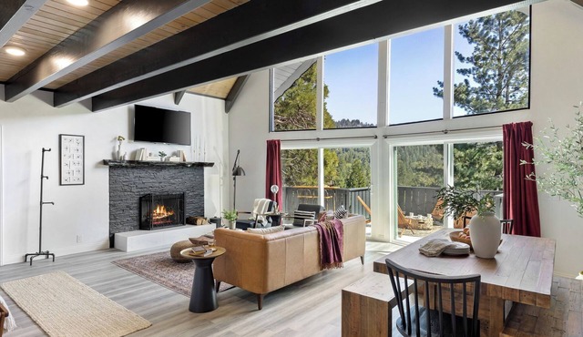 Hot Tub, Fire Pit, Deck Views, Near the Lake The Matterhorn Manor by Avantstay